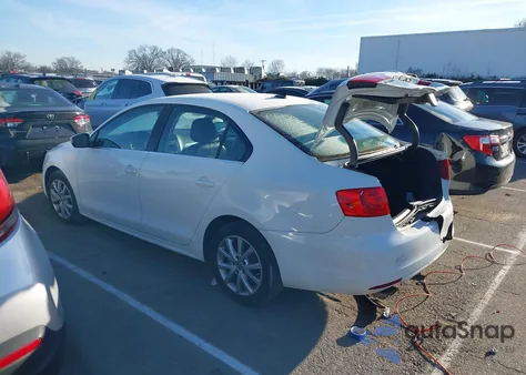 2014 Volkswagen Jetta 1.8T Se из США, поврежденный, VIN 3VWD17AJ2EM266068